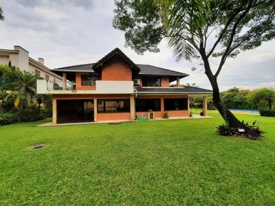 Alquilo Importante Residencia De Lujo En Ycua Saty