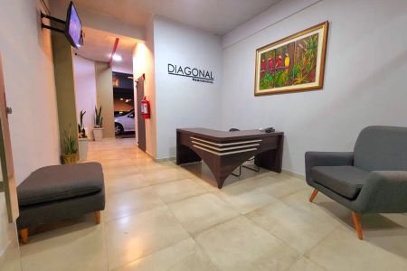 ALQUILO MODERNO MONOAMBIENTE TIPO LOFT EN KM 8, CDE Imagem 6 de 8