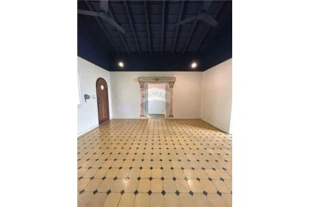 ALQUILO OFICINA EN CIUDAD NUEVA  Foto 14 de 14