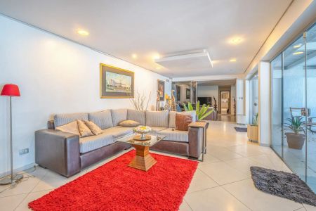 Alquilo Residencia  En Lambare Barrio Panambireta Foto 5 de 12