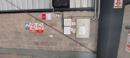 Alquilo Tinglado De 1.050 Mts2. Mariano Roque Alonso. Cod 018 Foto 2 de 5