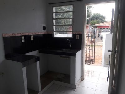 Alquilo una habitacion para pareja o persona sola sin hijo zona tres boca fernando dela mo Foto 3 de 3