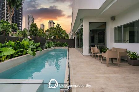 Altos del Golf – Moderna Residencia – 783mts2 – 1,500,000