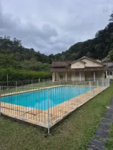 ALUGO LINDO e ACONCHEGANTE SÍTIO EM MENDES,PISCINA,CAMPO,MINA, SUÍTES JUNTO A NATUREZA TOTAL!