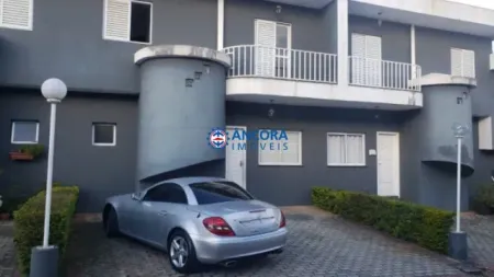 Alugue sobrado em Condominio