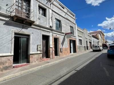 AMBIENTE COMERCIAL EN EL CENTRO DE LA CIUDAD Foto 2 de 8