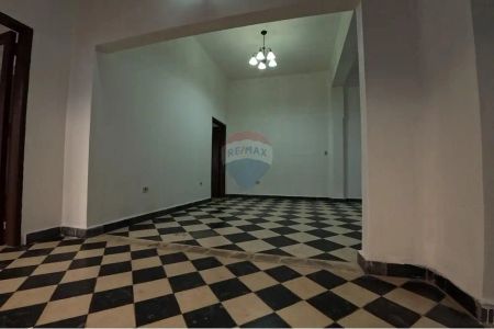 Amplia Casa en Alquiler - Barrio San Roque Foto 3 de 15