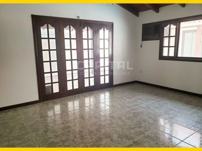 AMPLIA CASA EN ALQUILER - CONDOMINIO BARRIO NORTE Foto 2 de 10