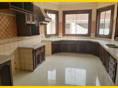 AMPLIA CASA EN ALQUILER - CONDOMINIO BARRIO NORTE Foto 8 de 10