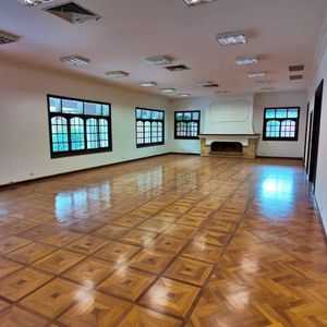 Amplia Residencia en el Corazón de Recoleta Foto 9 de 10