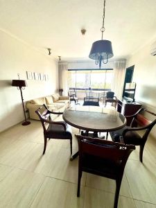 AMPLIO DEPARTAMENTO DE 1 DORMITORIO AMOBLADO 