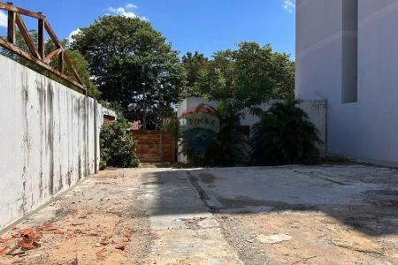 AMPLIO TERRENO DE 723 M² EN BARRIO RECOLETA - AR2B - ASUNCIÓN ✨ Imagem 2 de 5