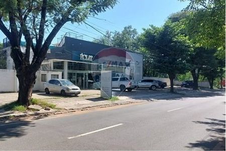 Amplio Terreno en venta s/ la Avda Felix Bogado Picture 2 of 10