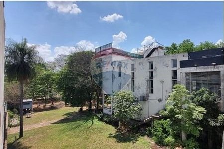 Amplio Terreno en venta s/ la Avda Felix Bogado Picture 6 of 10