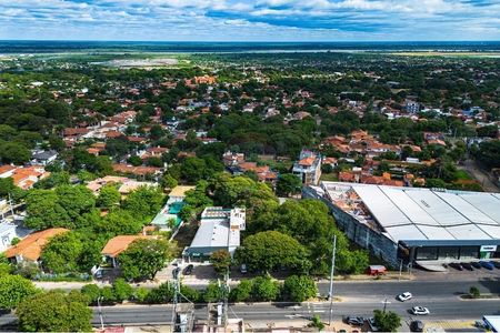 Amplio Terreno en venta s/ la Avda Felix Bogado Picture 9 of 10