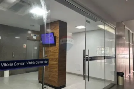 Amplo Espaço Comercial no Centro de Vitória — 343m²