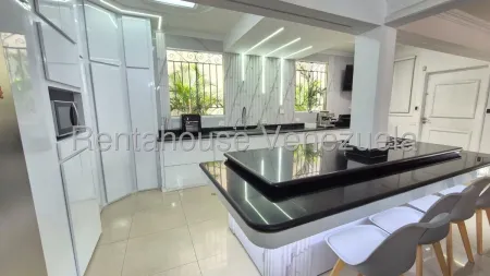 Ana Karina Molleja Vende Espectacular Casa Semi Equipada, Con Planta Eléctrica En Zona Este Barquisimeto, Lara /akm