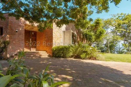 Ana Torres. Casa En Venta 23-7688 En Cerro Verde