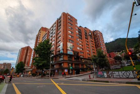APARTAESTUDIO EN ARRIENDO