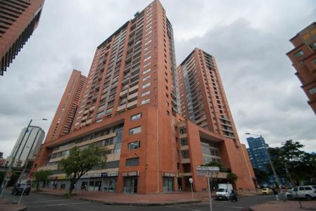 APARTAESTUDIO EN ARRIENDO