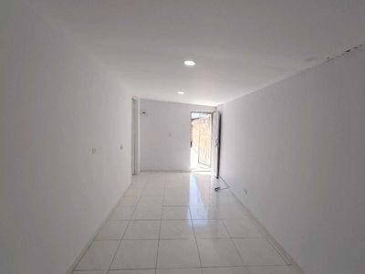 Apartaestudio en arriendo en Medellin, Buenos Aires Foto 2 de 7