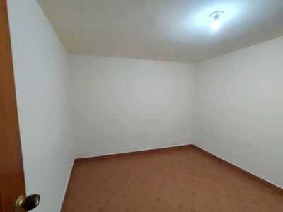 Apartaestudio en arriendo en Medellin, Caicedo Foto 4 de 8