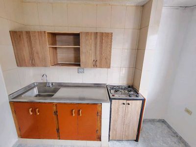 Apartaestudio en Arriendo en Medellín, Castilla Foto 1 de 11