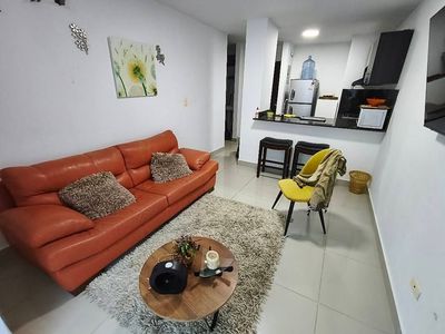 APARTAMENTO 2 ALCOBAS  C/U CON BAÑO Foto 2 de 10