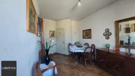 Apartamento 2 dormitórios à venda Floresta Porto Alegre/RS