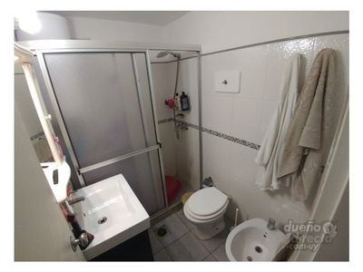 Apartamento 3 Dormitorios A Una Cuadra De Facultad De Ingeniería (Parque Rodó) Foto 9 de 11