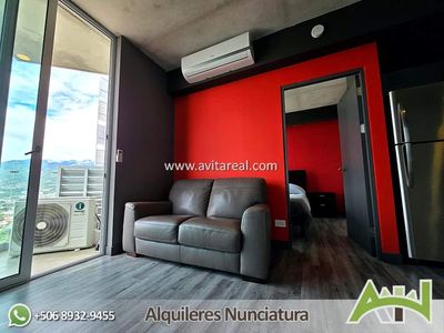 Apartamento amueblado en Secrt Sabana piso alto + AC