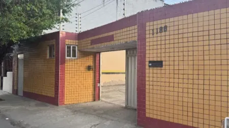 Apartamento com 3 dormitórios à venda, 82 m² por R$ 270.000,00 - Montese - Fortaleza/CE