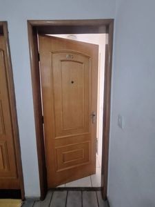 Apartamento com 3 quartos, sendo um tipo suíte, em excelente localização.
