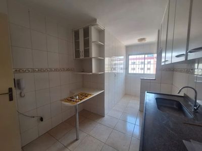 Apartamento com 3 quartos, sendo um tipo suíte, em excelente localização. Foto 3 de 22