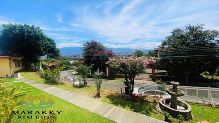  Apartamento con Servicios, San Rafael de Escazú cerca de Centro Comercial Paco