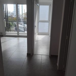 Apartamento de 1 Habitación en Alquiler en La Plata, Buenos Aires for AR$480,000/mo  Foto 2 de 5