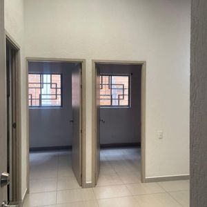 Apartamento de 2 Habitación en Alquiler en Copacabana, Antioquia for $1,000,000 COP/mo  Foto 2 de 5