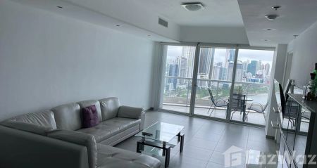 Apartamento de 3 Habitación en Venta en P.H. Yacht Club