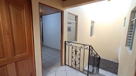  Apartamento en Alquiler cerca de U. Fidélitas.  (Sin Parqueo) – 04