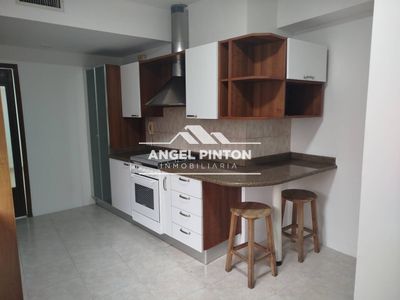 APARTAMENTO EN ALQUILER EN AV BELLA VISTA MARACAIBO API 7166