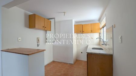 Apartamento en Alquiler en Punta Carretas - Punta Carretas, Roque Graseras  al 700 Foto 3 de 9