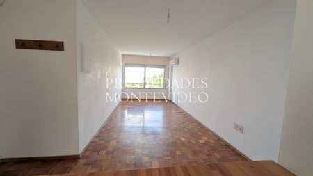 Apartamento en Alquiler en Punta Carretas - Punta Carretas, Roque Graseras  al 700 Foto 5 de 9