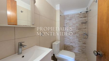 Apartamento en Alquiler en Punta Carretas - Punta Carretas, Roque Graseras  al 700 Foto 8 de 9