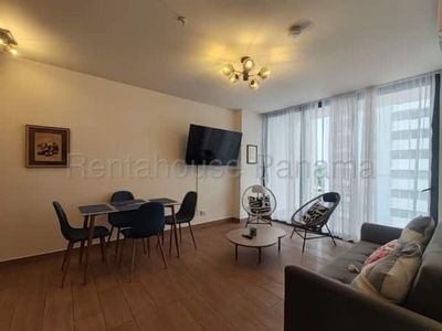  Apartamento en Alquiler en Sky Swiss El Cangrejo