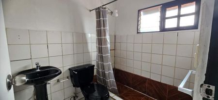  APARTAMENTO EN ALQUILER PLAZA GONZÁLEZ VÍQUEZ EN 2 PISO