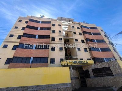 Apartamento en alquiler ubicado en rotafe Naguanagua Carabobo 26-11147