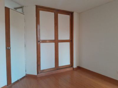 APARTAMENTO EN ARRIENDO Foto 15 de 20