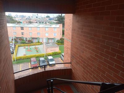 APARTAMENTO EN ARRIENDO