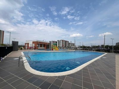 Apartamento en arriendo Brisas Del Limonar, Sur