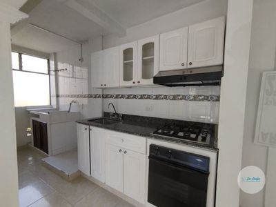 Apartamento en arriendo Calasanz, Occidente Foto 1 de 20